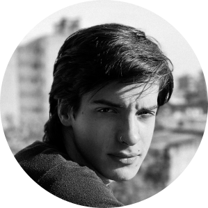 Conoce a Lisandro Esteban (Tucumán, 2004), autor de "Musageta" publicado por Aguacero Ediciones.