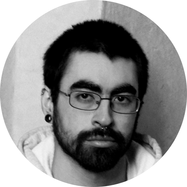 Alexander Rivadeneira, autor de Las fuerzas del cielo, publicado por Aguacero Ediciones.